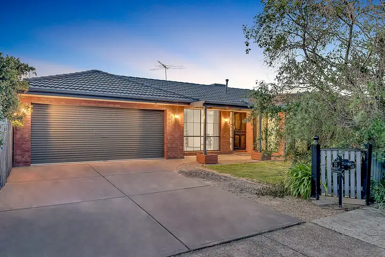 10 Midhurst Court, Craigieburn VIC 3064