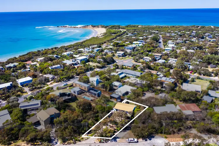 8 Seventh Avenue, Anglesea VIC 3230