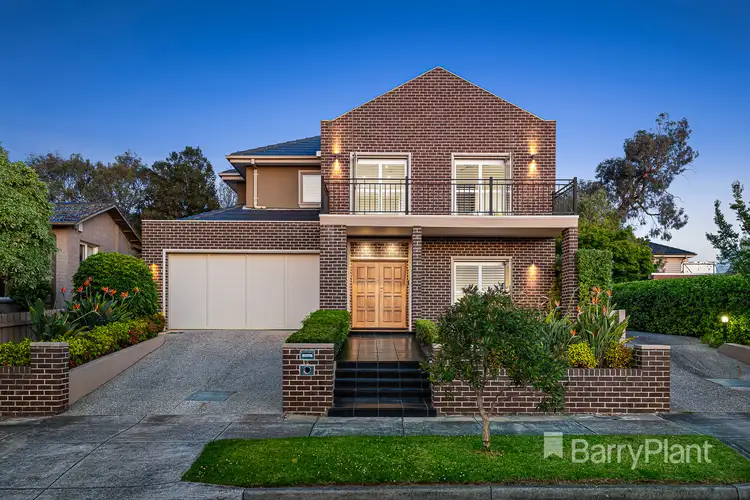 2 Gilbert Street, Bulleen VIC 3105