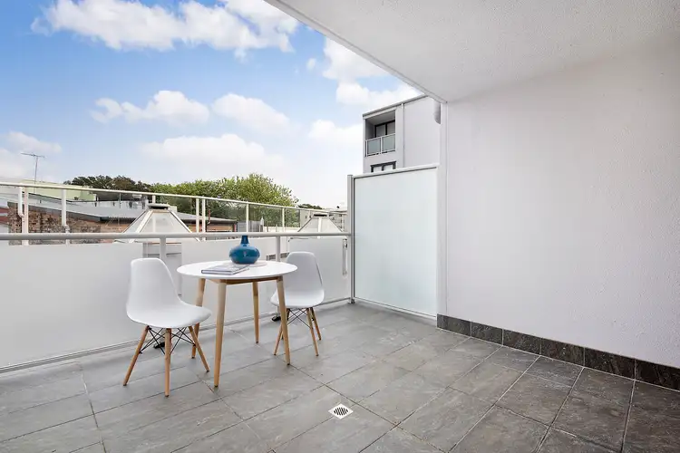 2/18 Waterloo Street, Narrabeen NSW 2101