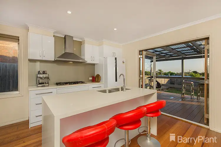 Second view of Homely house listing, 7 Daniel Court, Bundoora VIC 3083