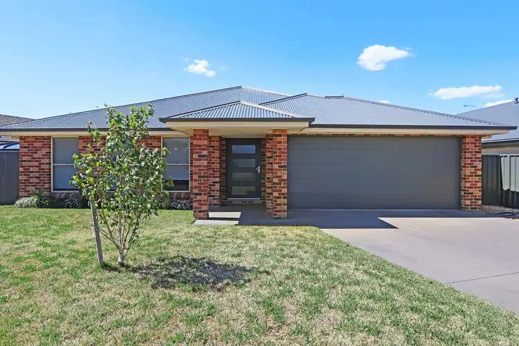 12 Mewburn Drive, Goulburn NSW 2580