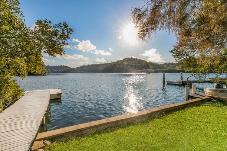 33 Bonnet Avenue, Como NSW 2226