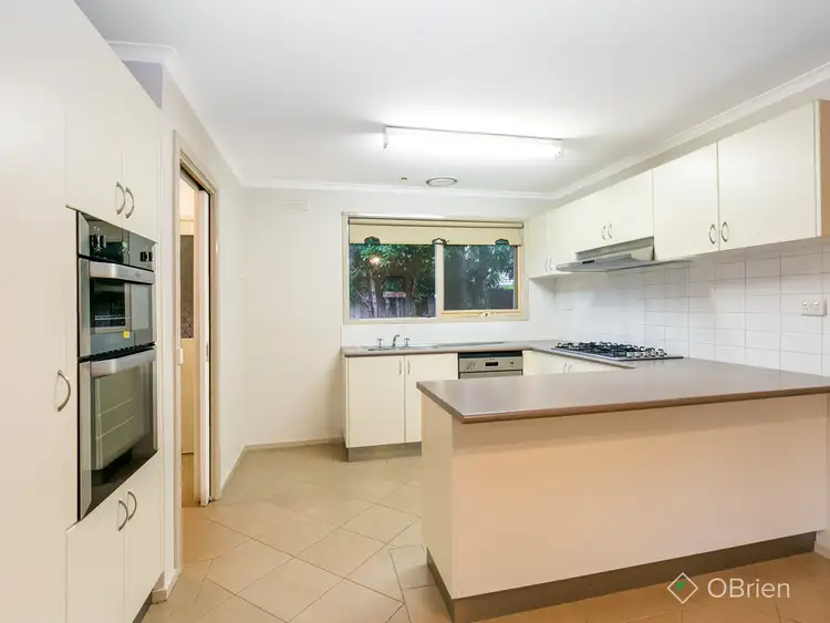 Fourth view of Homely house listing, 1 Limerwick Court, Frankston VIC 3199
