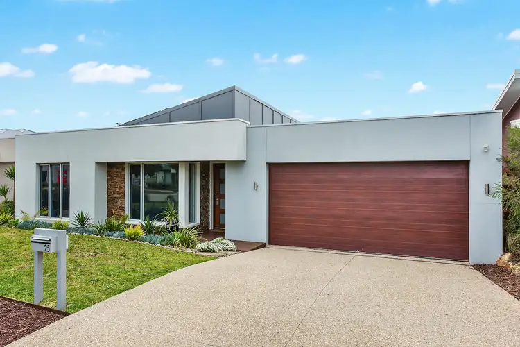 25 Sovereign Point, Safety Beach VIC 3936