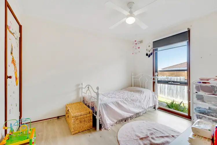 Sixth view of Homely house listing, 8 Bainbridge Court, Carrum Downs VIC 3201