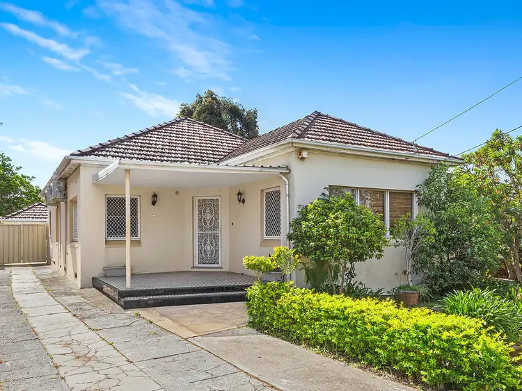 20 Tallawalla Street, Beverly Hills NSW 2209