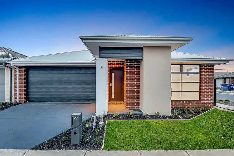 18 Gossia Avenue, Craigieburn VIC 3064