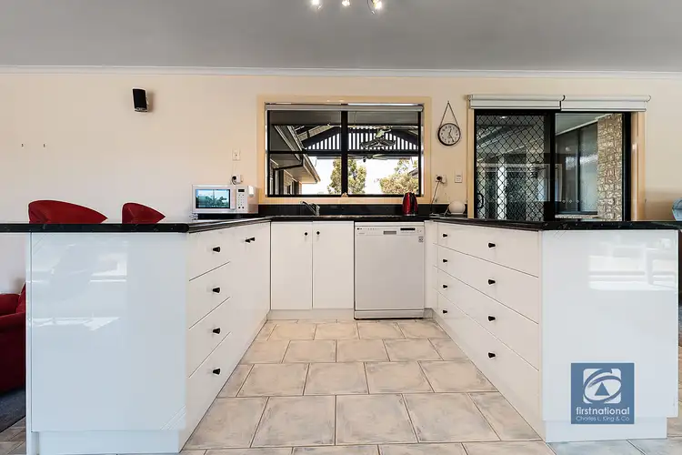 Fifth view of Homely house listing, 5 Woodlands Circuit, Echuca VIC 3564