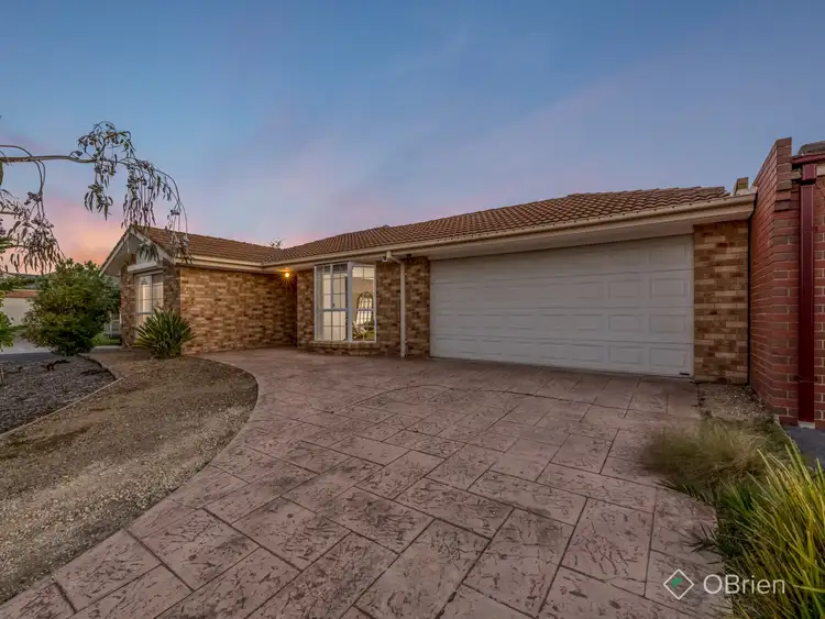 1 Blue Moon Way, Sydenham VIC 3037