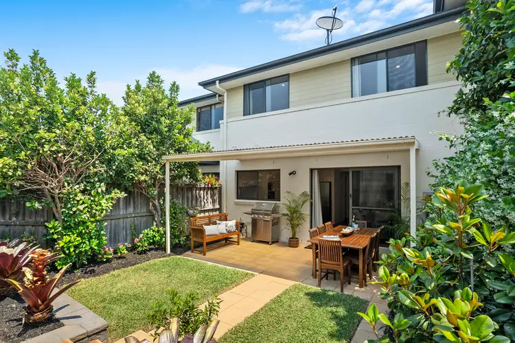 14 Honeyeater Grove, Warriewood NSW 2102