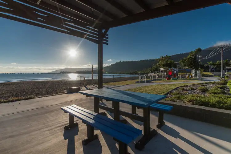 Sixth view of Homely unit listing, 3/5 Pleasant Drive, Cannonvale QLD 4802