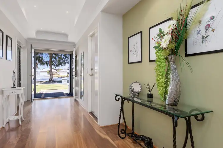 Fourth view of Homely house listing, 44 Freycinet Circuit, Aubin Grove WA 6164