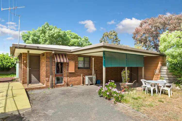 Third view of Homely block of units listing, 1, 2 & 3/2 - 4 Norfolk Street, North Bendigo VIC 3550
