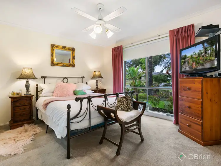 Fifth view of Homely house listing, 16 Oberon Drive, Carrum Downs VIC 3201