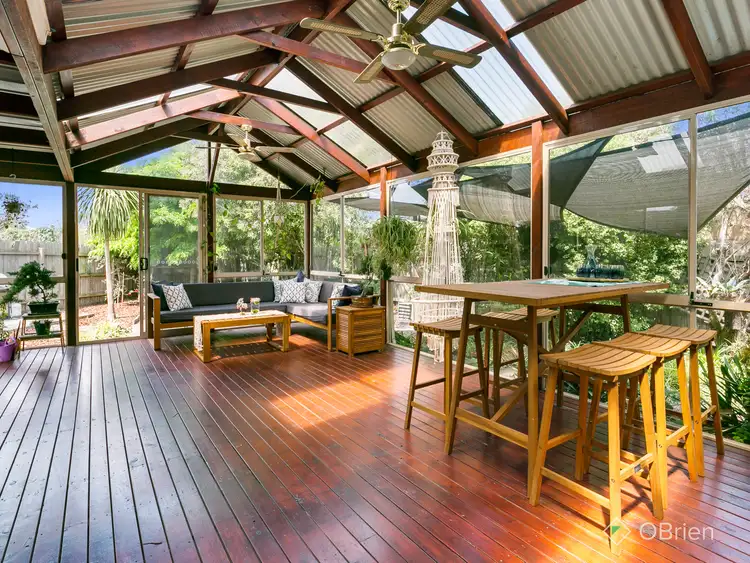 1 Nara Place, Carrum Downs VIC 3201