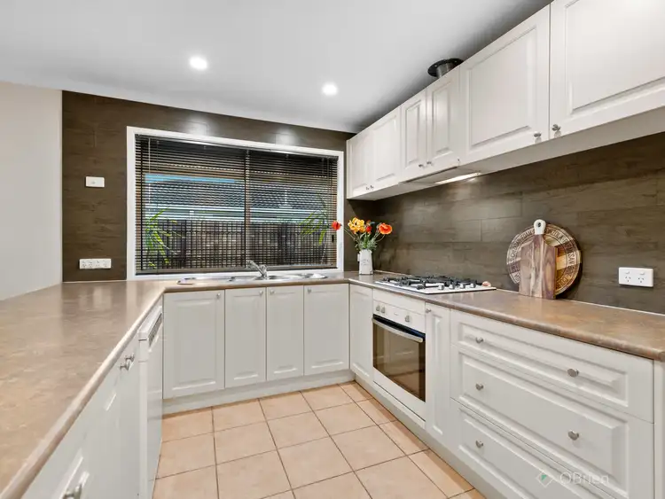 Fourth view of Homely house listing, 6 Lady Penrhyn Close, Cranbourne West VIC 3977