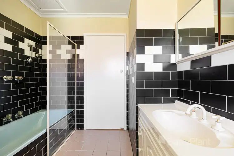 Fifth view of Homely unit listing, 3/9 Rhoden Grove, Eumemmerring VIC 3177