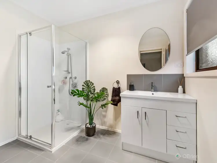Sixth view of Homely house listing, 3 Kara Court, Pakenham VIC 3810