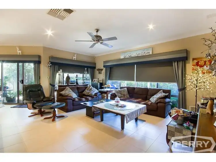 Seventh view of Homely house listing, 5 Dalona Parkway, Lakelands WA 6180