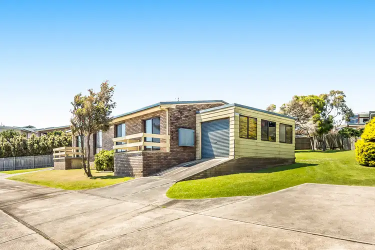 Second view of Homely villa listing, 8/51 Armstrong Avenue, Gerringong NSW 2534
