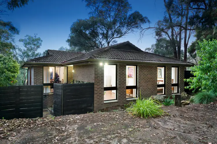 188 Scenic Crescent, Eltham North VIC 3095