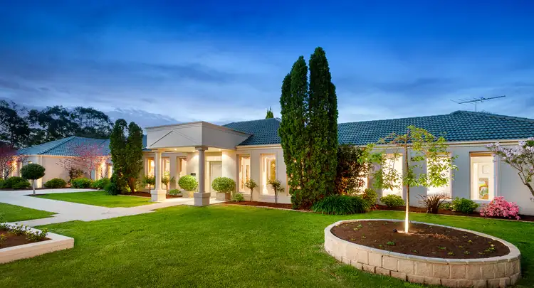 Second view of Homely house listing, 2 Palamino Court, Lower Plenty VIC 3093