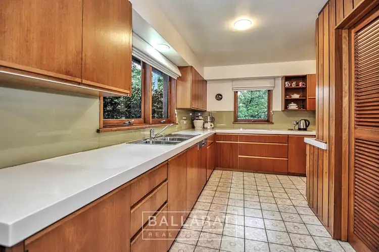 Sixth view of Homely house listing, 526 Wendouree Parade, Lake Wendouree VIC 3350