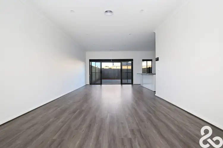 Fourth view of Homely townhouse listing, 8 Mossfield Rise, Epping VIC 3076