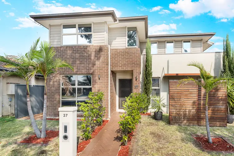 37 Drummond Avenue, Ropes Crossing NSW 2760