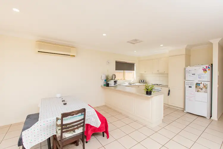 Fifth view of Homely house listing, 4 Stamford Court, Buronga NSW 2739