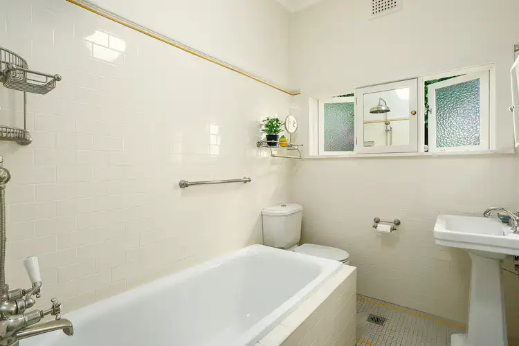 Fifth view of Homely apartment listing, 4/5 Undercliff Street, Neutral Bay NSW 2089