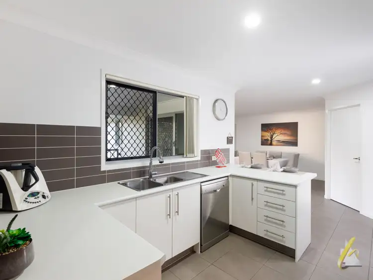 Fourth view of Homely house listing, 33 Cottonwood Crescent, Springfield Lakes QLD 4300