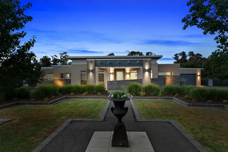 3 Leslie Place, Junortoun VIC 3551