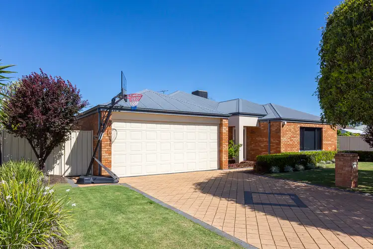 126A Roberts Road, Rivervale WA 6103