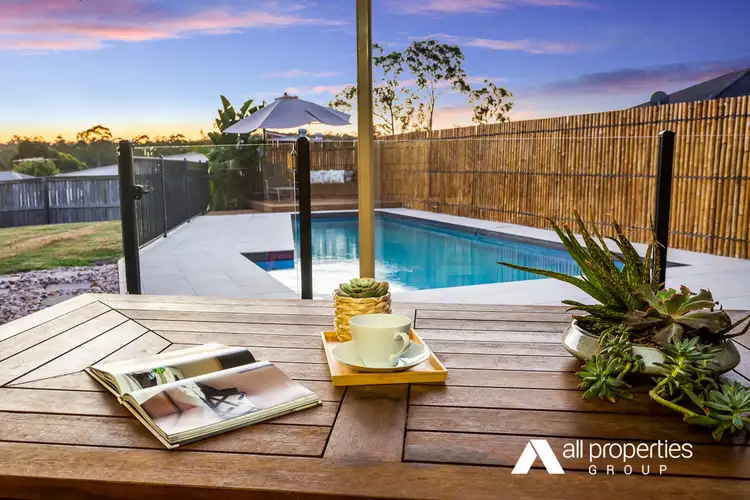 Second view of Homely house listing, 8 Lapford Circuit, Drewvale QLD 4116