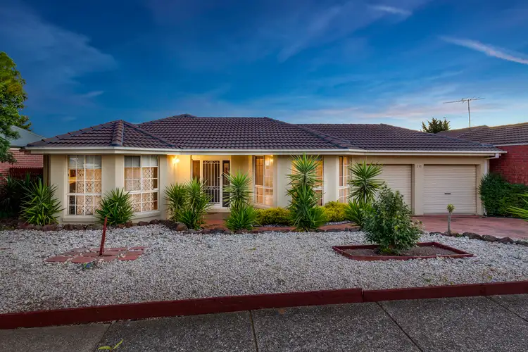 70 Wattle Valley Drive, Hillside VIC 3037