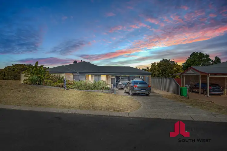 13 Carr Place, Usher WA 6230