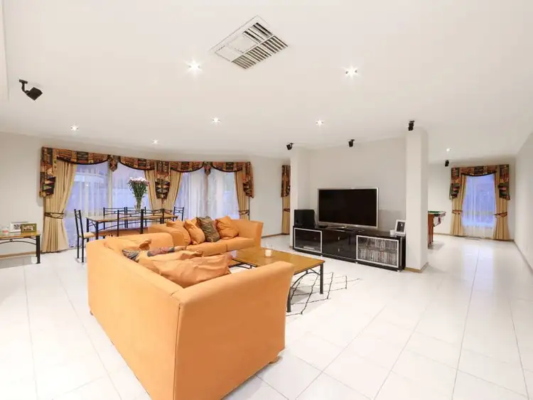 Fifth view of Homely house listing, 14 Dunscombe Close, Rowville VIC 3178