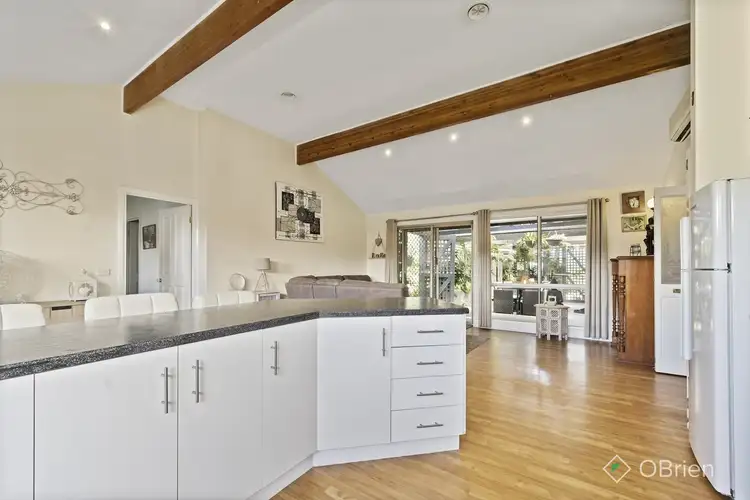 Fifth view of Homely house listing, 6 Dean Court, Carrum Downs VIC 3201