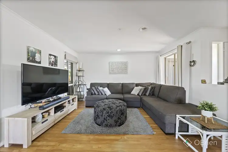 Sixth view of Homely house listing, 6 Dean Court, Carrum Downs VIC 3201