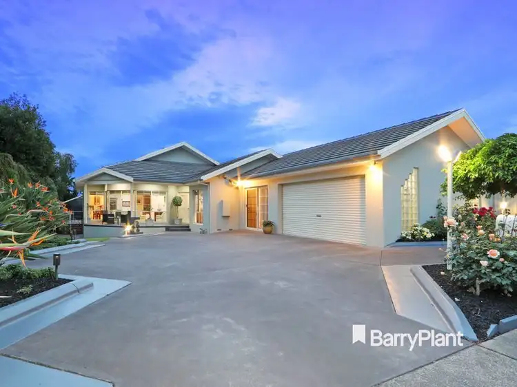 12 Yvette Drive, Rowville VIC 3178
