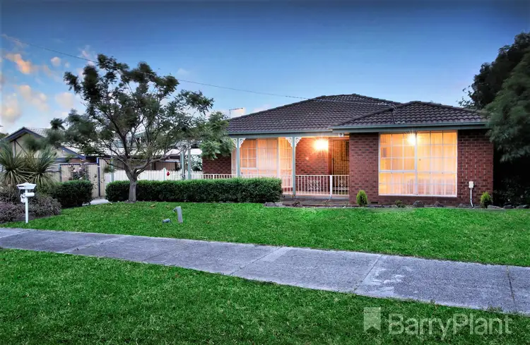Main view of Homely house listing, 5 Victor Place, Attwood VIC 3049