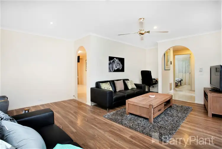 Fifth view of Homely house listing, 5 Victor Place, Attwood VIC 3049