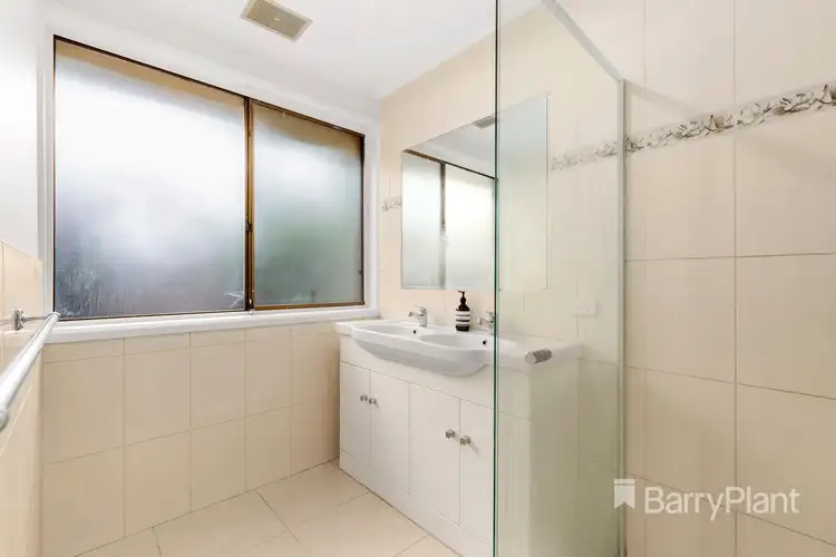 Fifth view of Homely house listing, 11 Somerset Drive, Viewbank VIC 3084