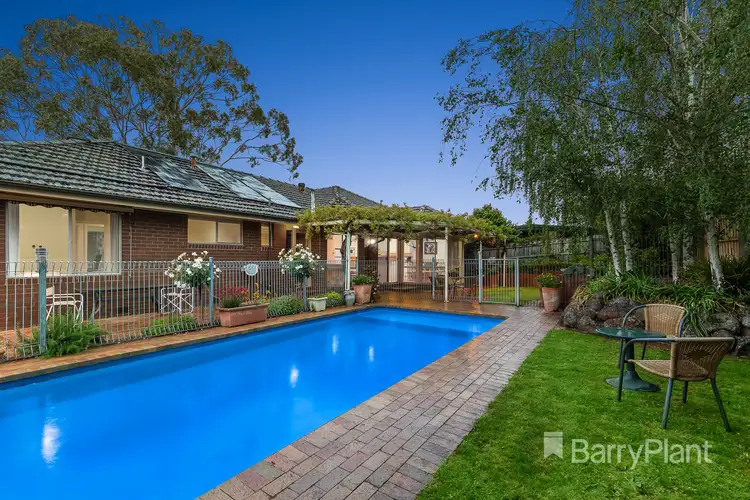 17 Belinda Crescent, Doncaster East VIC 3109