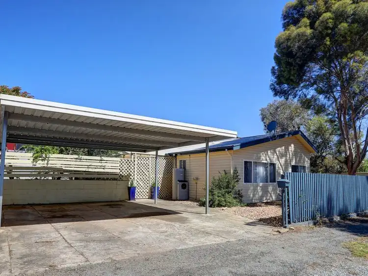 25 Knott Street, Port Lincoln SA 5606