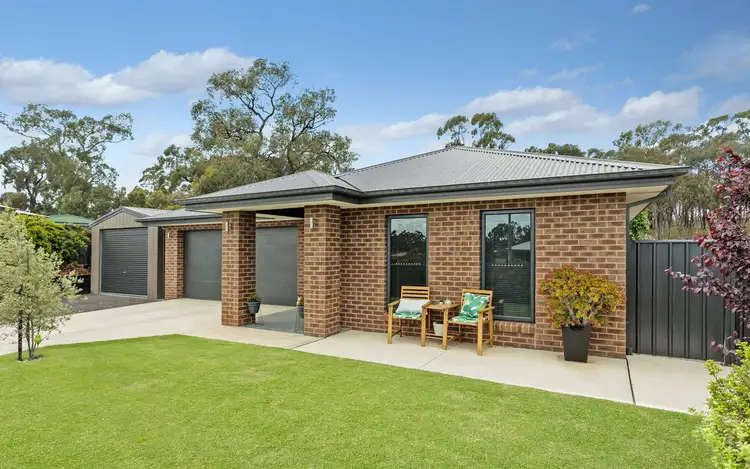 25 Drumbane Drive, Golden Square VIC 3555