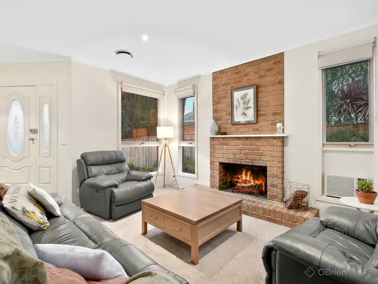 Second view of Homely house listing, 5 Dryden Court, Berwick VIC 3806