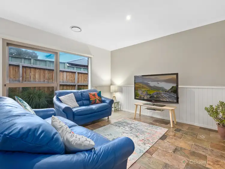 Sixth view of Homely house listing, 5 Dryden Court, Berwick VIC 3806
